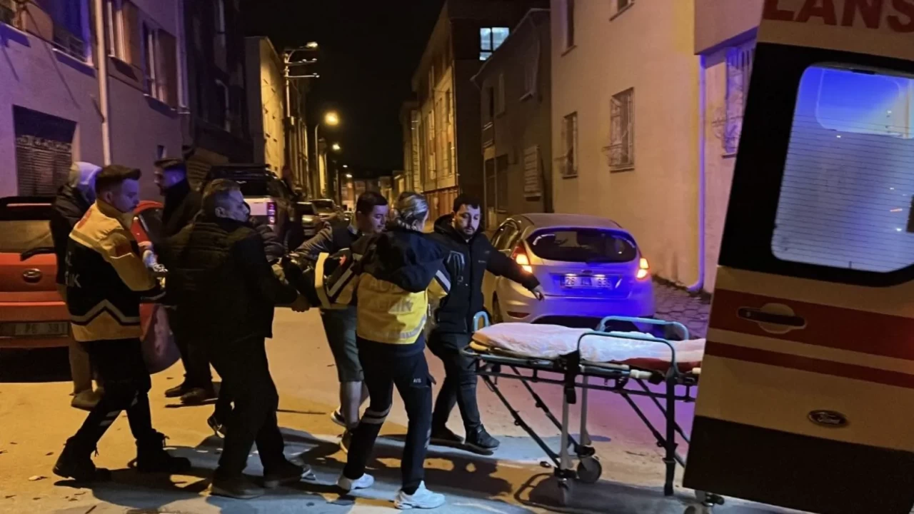 Eskişehir Odunpazarı’nda Motosiklet Kazası: 2 Yaralı! (2026)