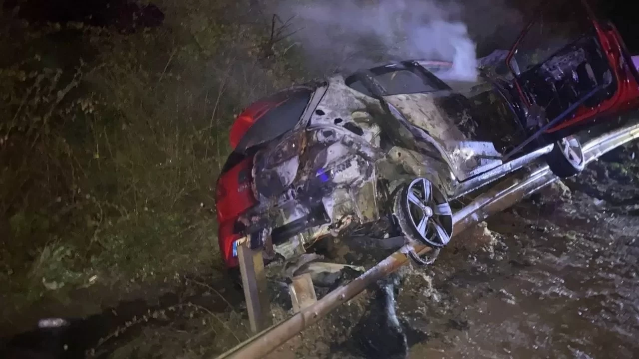 Bilecik Osmaneli'de Yanan Araç ve  Sahte Sürücü  Oyunu! (2026)