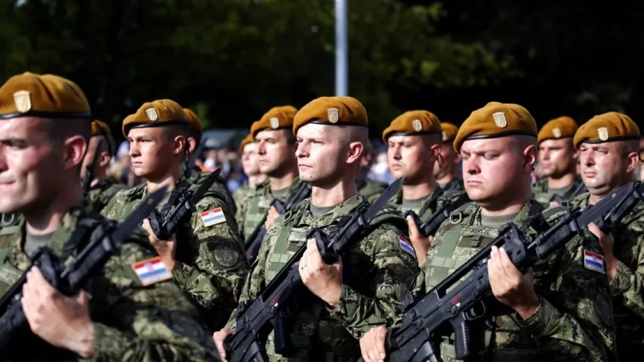 Bölgesel gerilim kararı getirdi: Hırvatistan’da zorunlu askerlik başladı