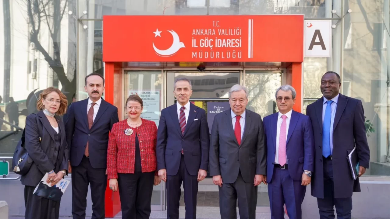 BM Genel Sekreteri Guterres Ankara İl Göç İdaresi Müdürlüğünü ziyaret etti