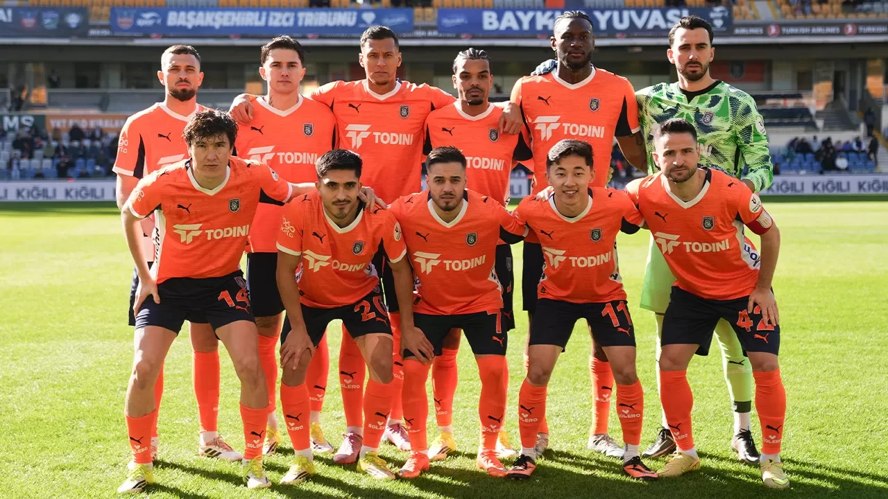 Başakşehir Süper Lig'de Antalyaspor’u ağırlayacak: Hedef yeniden çıkış