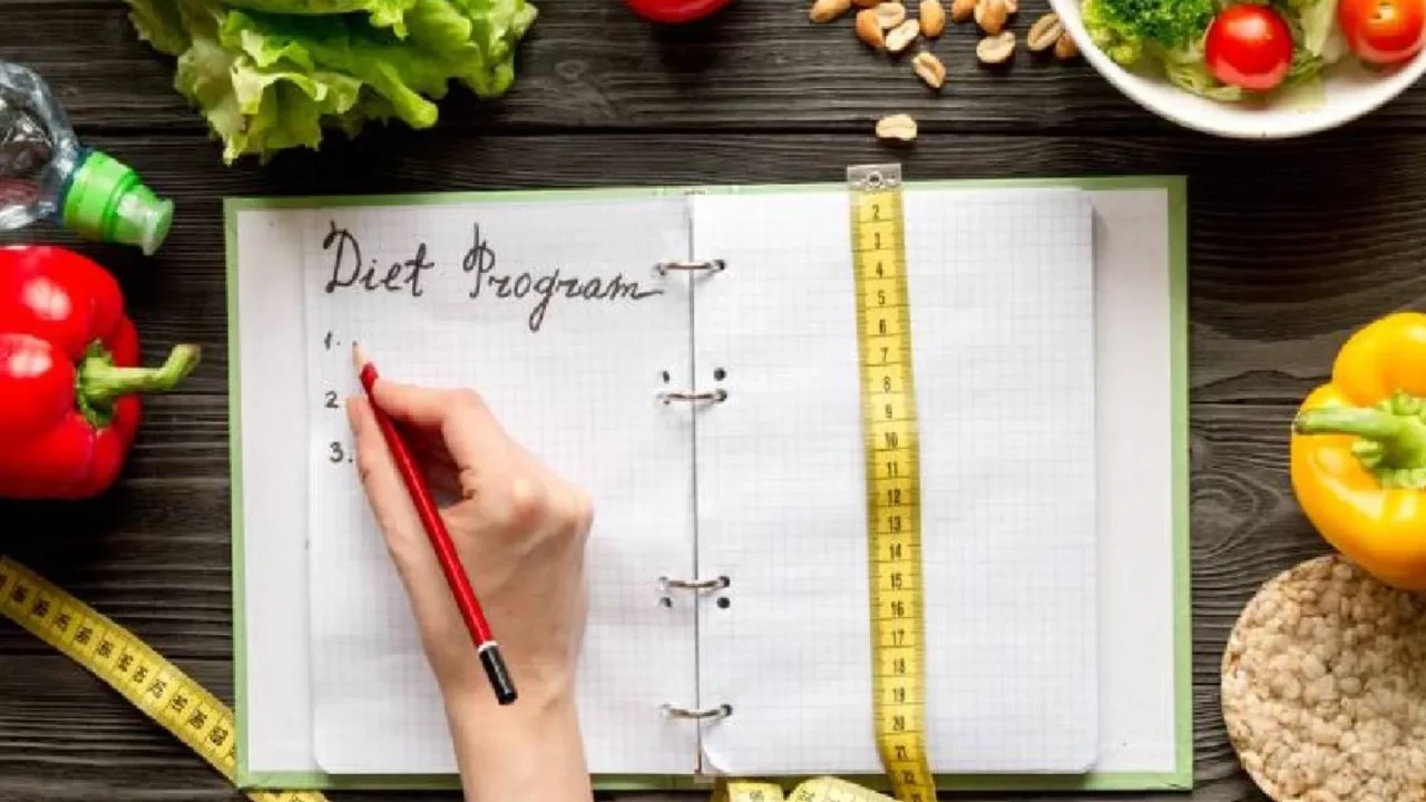 Saraçoğlu’ndan dikkat çeken diyet listesi: Bu şekilde beslenenler farkı hissediyor!