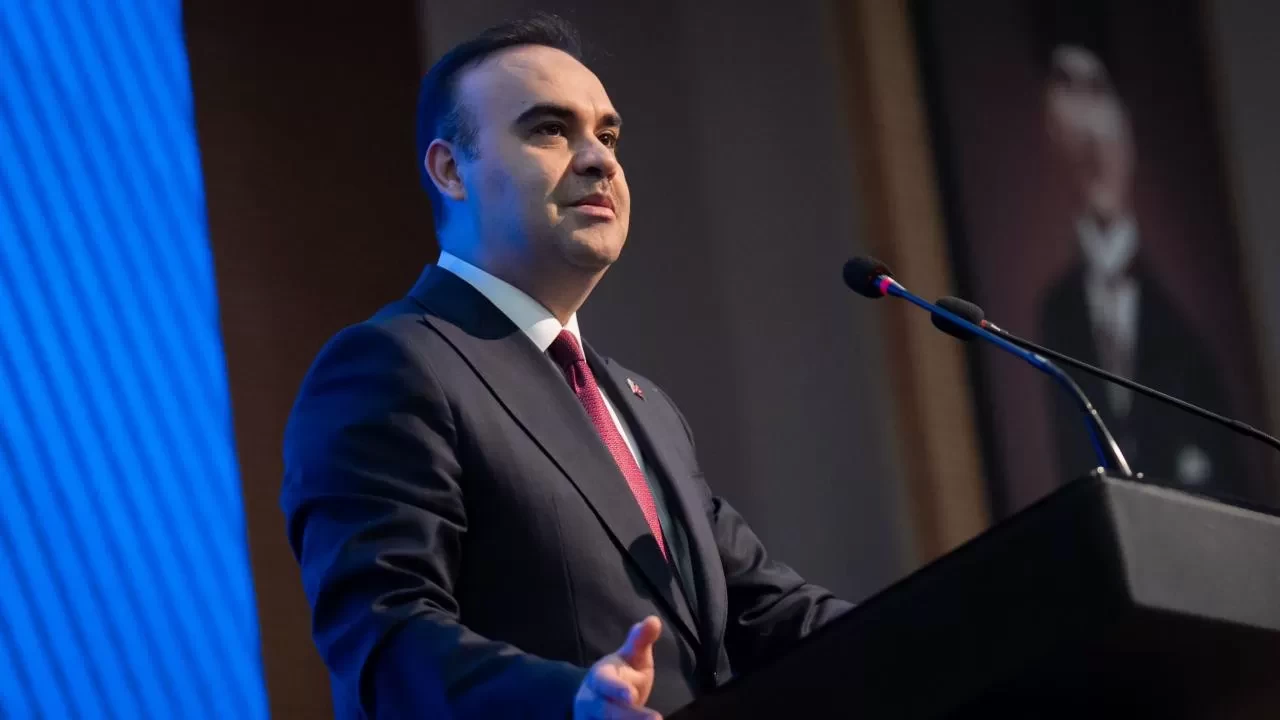 Bakan Kacır: Savunma sanayiine 456 milyar lira yatırımın önünü açtık