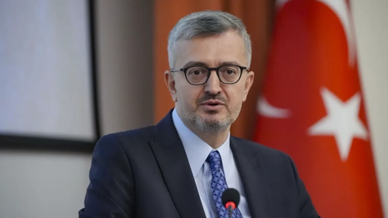 İletişim Başkanı Duran: Önceliğimiz ülkemizi ateş çemberinden uzak tutmak