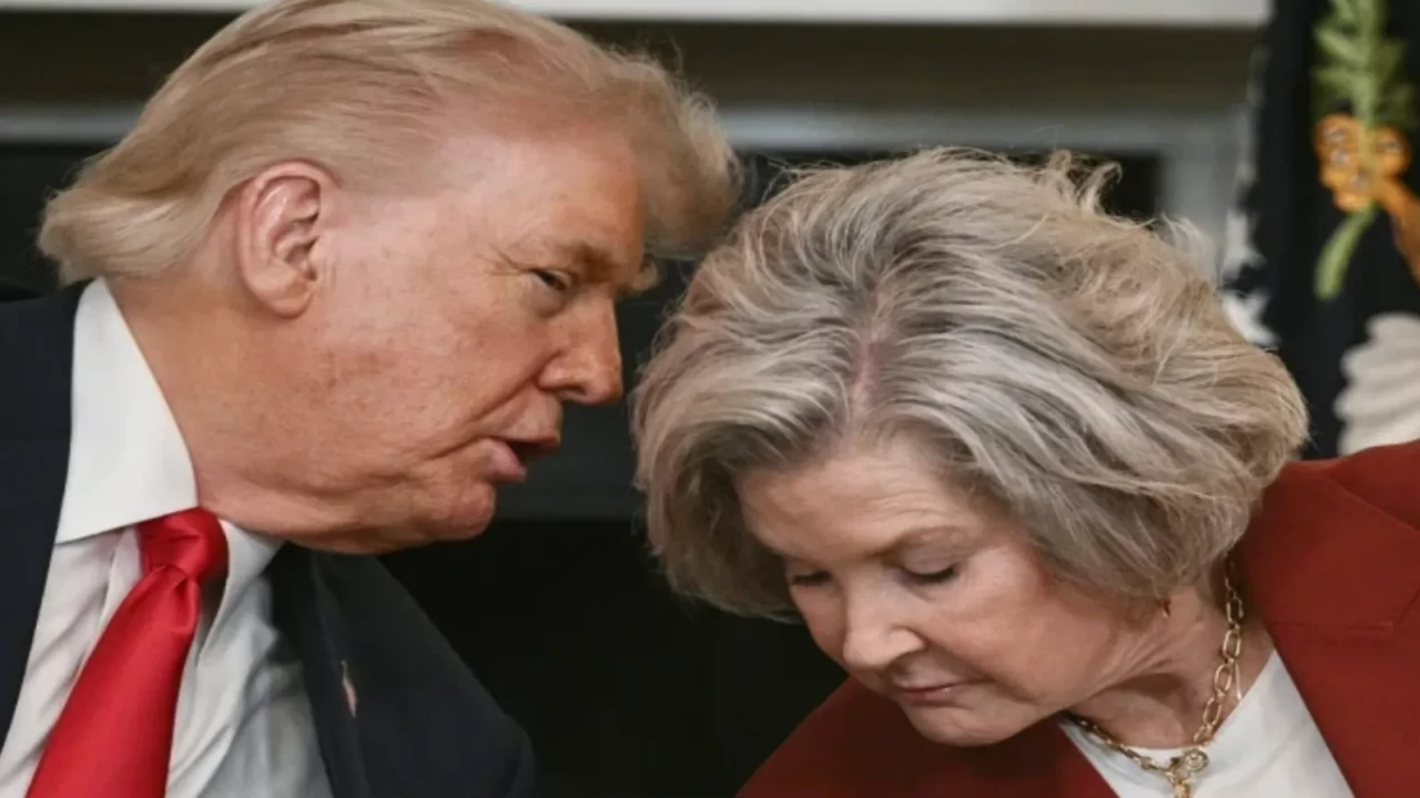 Trump'tan önemli açıklama: Özel kalemine kanser teşhisi kondu