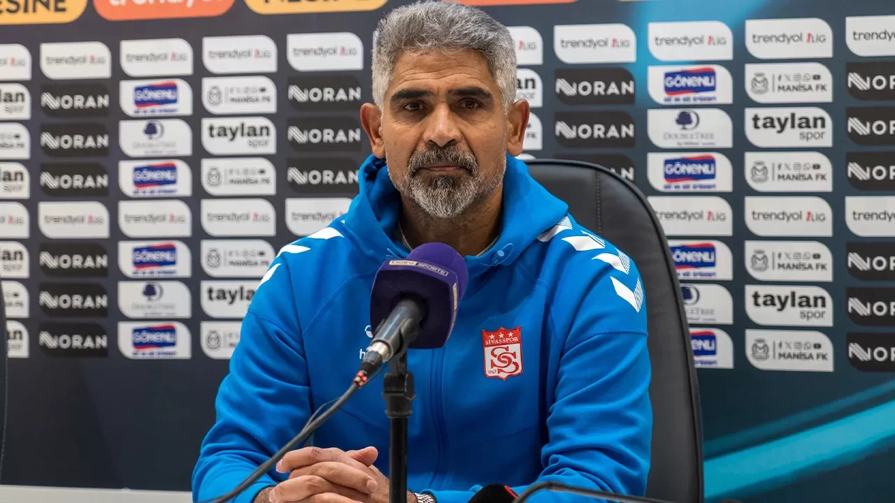 Sivasspor'da İsmet Taşdemir, galibiyeti değerlendirdi: “Çok önemli bir galibiyet aldık”