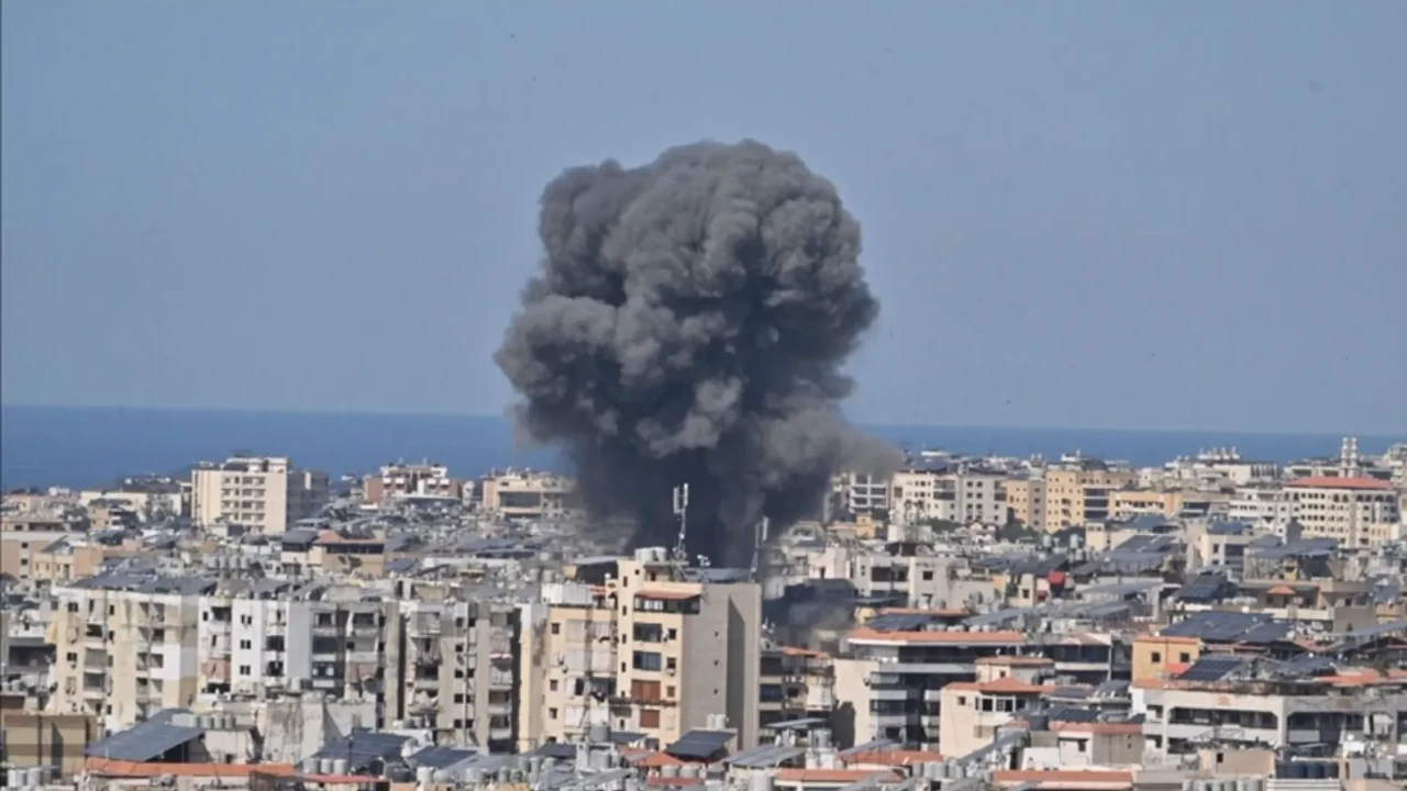 İsrail Beyrut'u Gece Vurdu: Ramle Beyda'da 7 Ölü, 21 Yaralı!