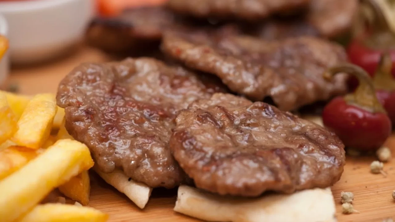 Derin Dondurucuda Köfte Tarifi | En Pratik Saklama ve Pişirme Yöntemi