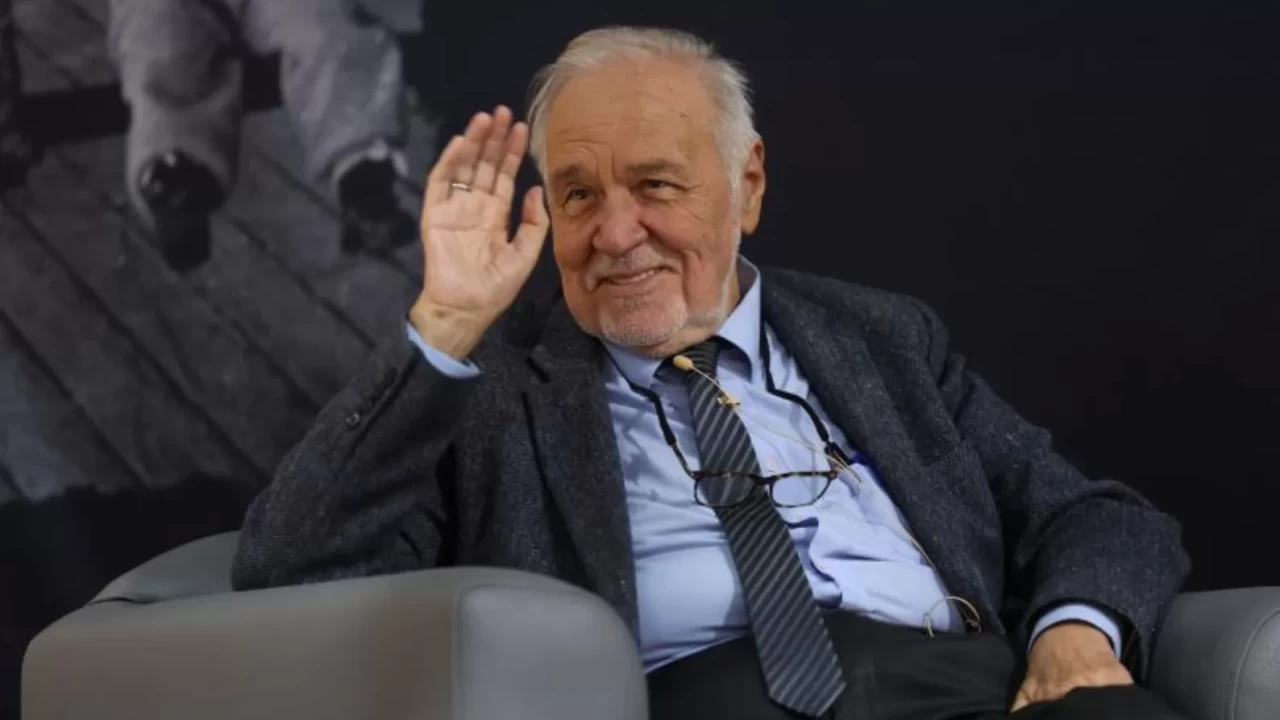 Türkiye İlber Hocasını uğurluyor: İlk tören Galatasaray Üniversitesi'nde