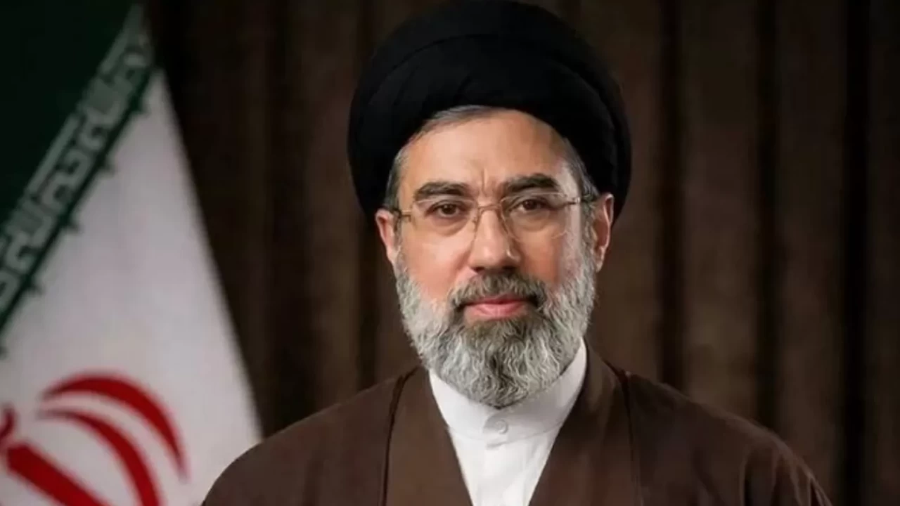 İran duyurdu: Yeni dini lider Mücteba Hamaney'e saldırı düzenlendi!