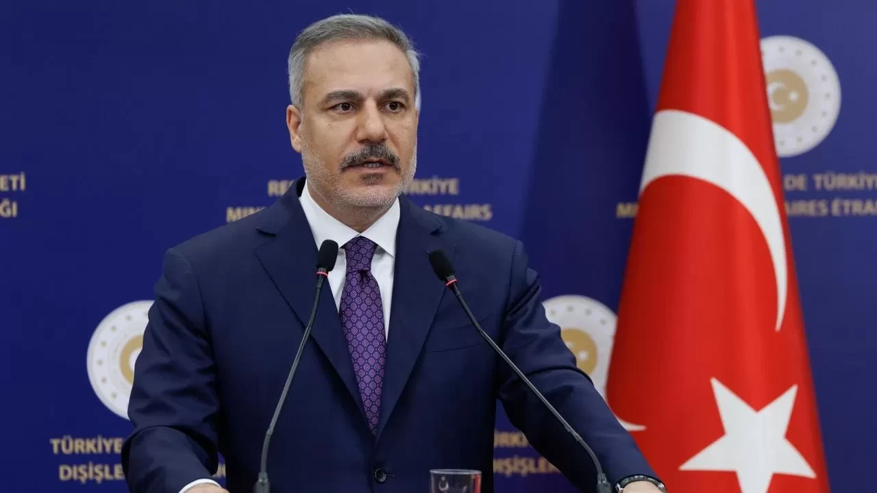Bölgesel gerilimi düşürme mesaisi! Dışişleri Bakanı Fidan’dan iki önemli telefon görüşmesi