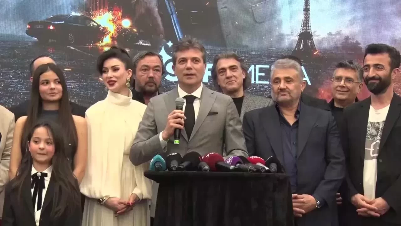 Çatlı filmi tüm zamanların gişe rekorunu kırdı!