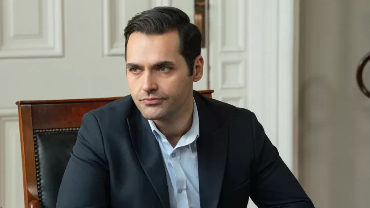 Kızılcık Şerbeti Emir diziden ayrılıyor mu? Kızılcık Şerbeti Emir ölecek mi, ne olacak?