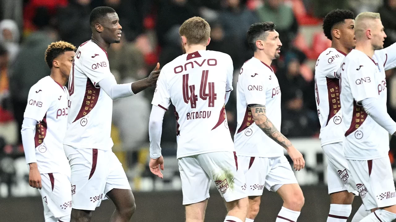 Trabzonspor 3 puanı 3 golle aldı |Süper Lig'de Kayserispor 1-3 Trabzonspor maç sonucu