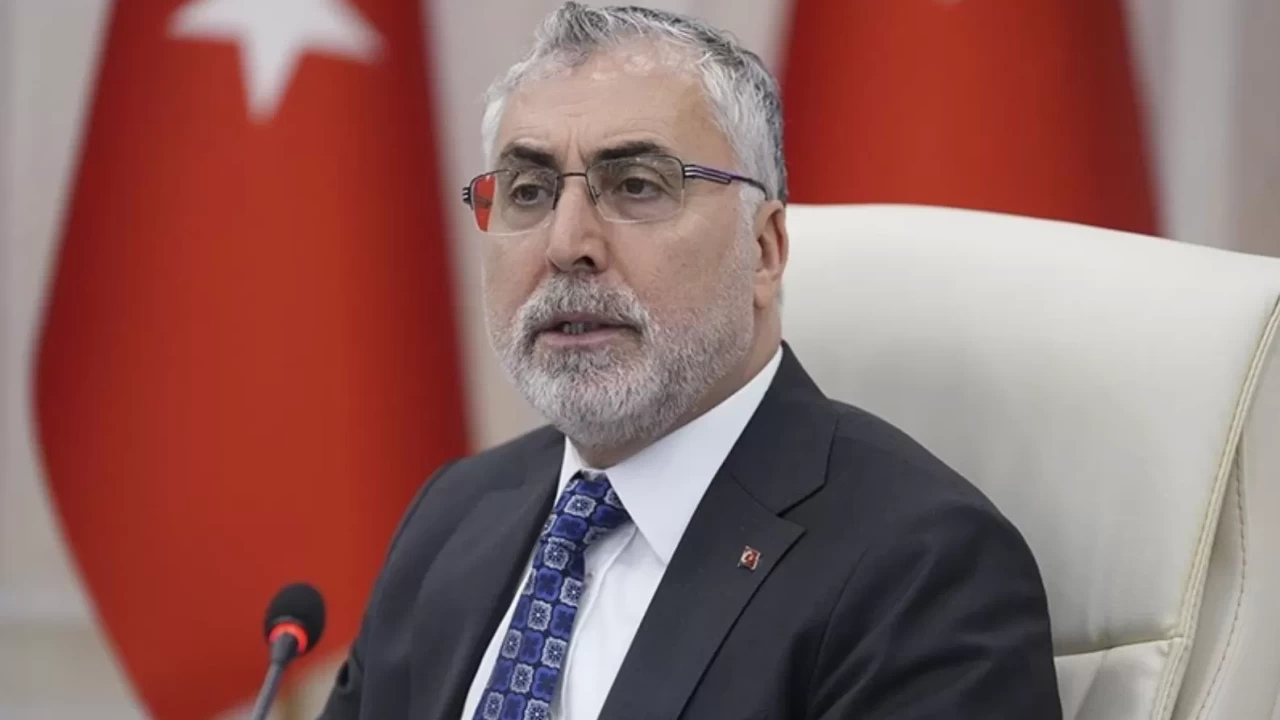 Emeklinin ödeme takvimi netleşti! Bakan Işıkhan tarihleri tek tek açıkladı