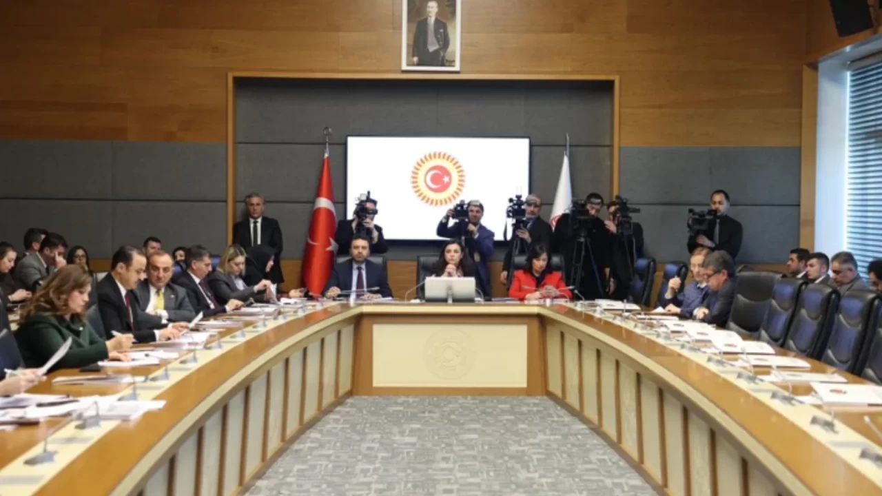 TBMM Suça Sürüklenen Çocuklara İlişkin Araştırma Komisyonu bir araya geldi