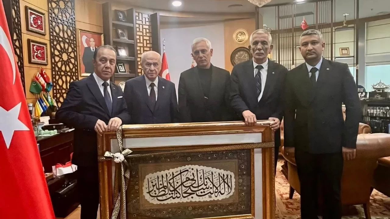 MHP Kocaeli İl Başkanı Akın, MHP Lideri Devlet Bahçeli'yi makamında ziyaret etti