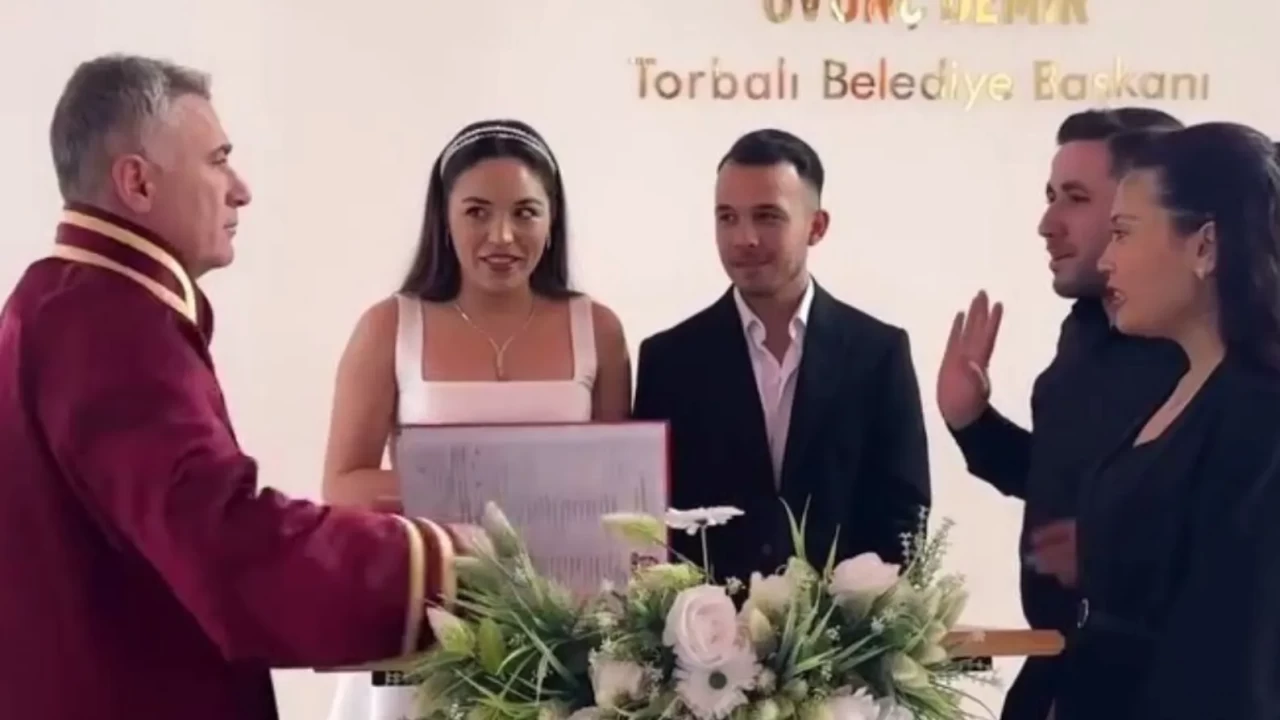 Torbalı'da Nikah Memurundan Şahide  Ders Niteliğinde  Karşı Şaka (2026)