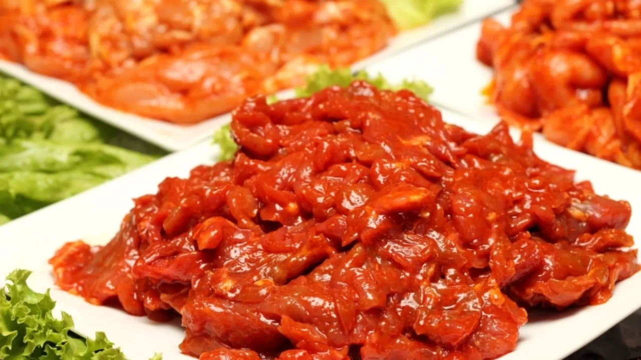 Zıtlıkların uyumu: Acı – tatlı zengin hindi marinesi