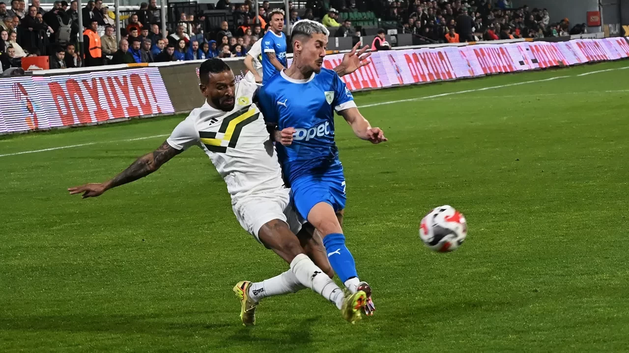 Bodrum'da 7 gollü karşılaşmada kazanan Esenler Erokspor | 1. Lig'de Bodrum FK 3-4 Esenler Erokspor