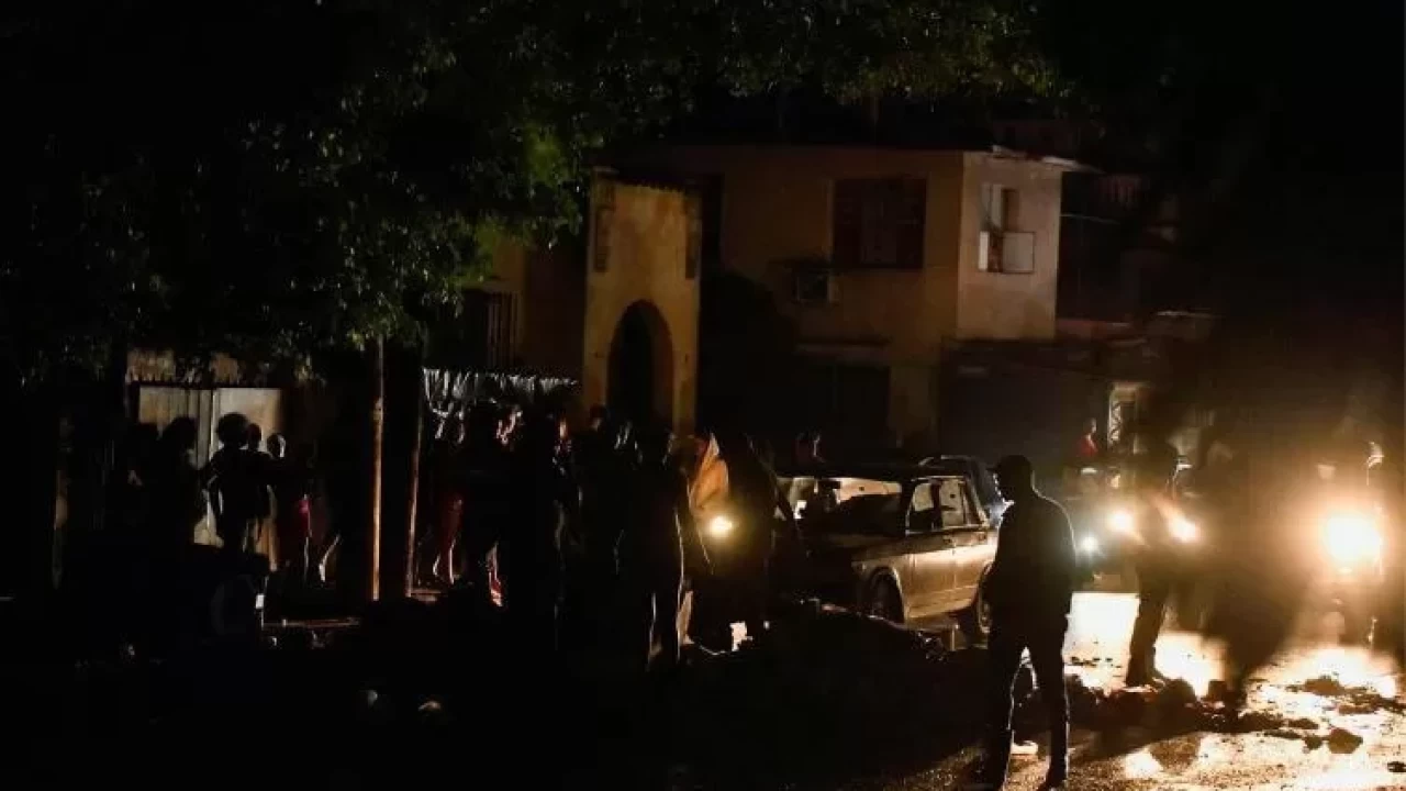 Küba karanlığa gömüldü: Bir haftada ikinci büyük elektrik çöküşü