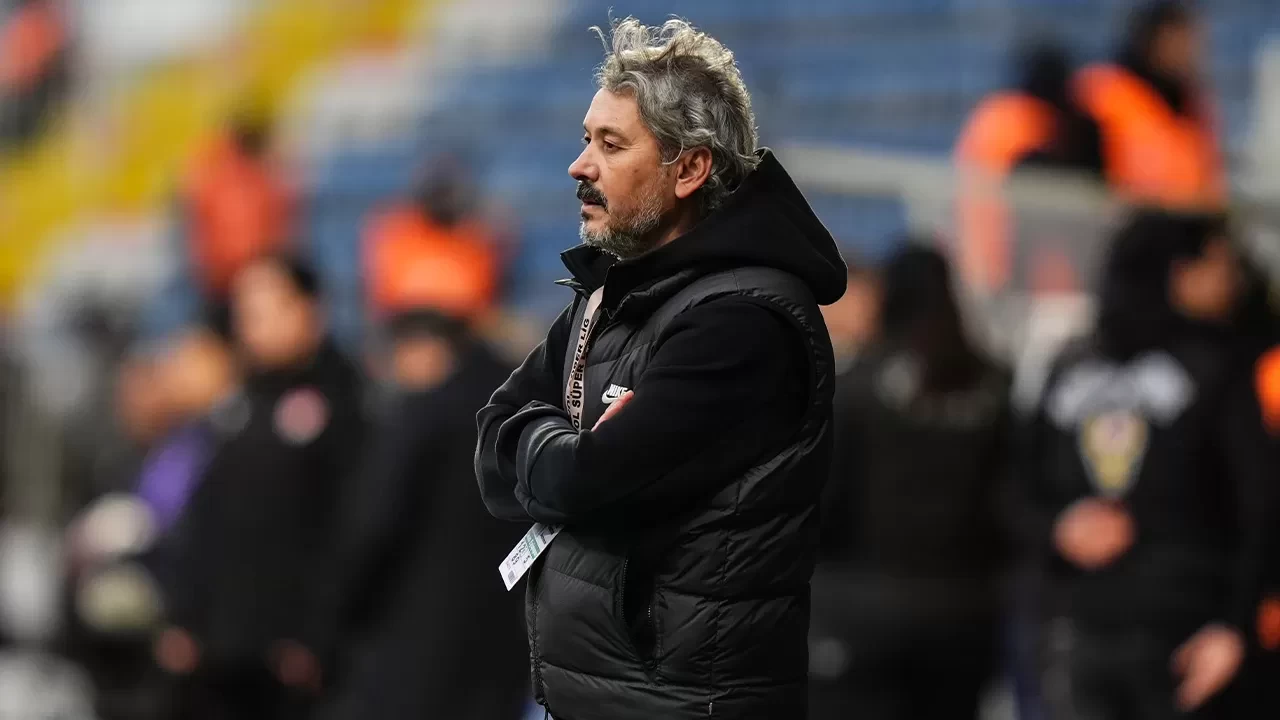 Eyüpspor'da Atila Gerin mağlubiyeti değerlendirdi: “Kendi hatamızla gol yedik”