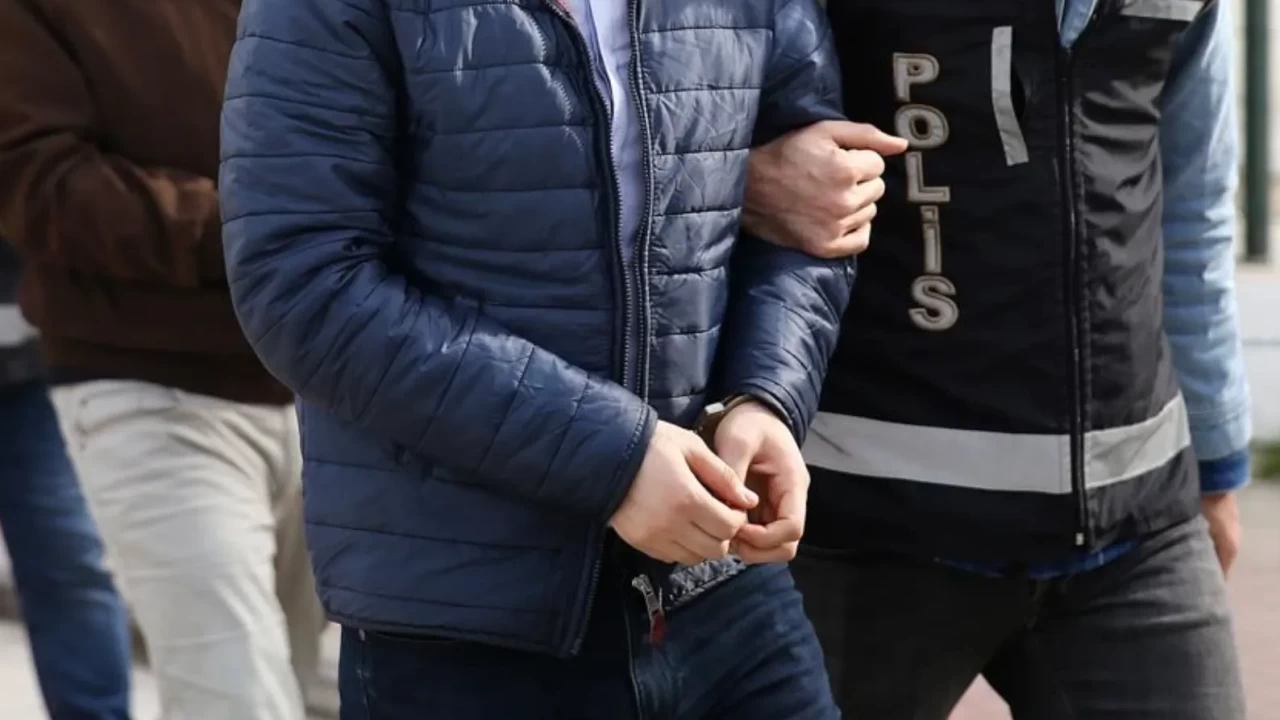 Adana'da FETÖ sanığına 6 yıl 3 ay hapis cezası