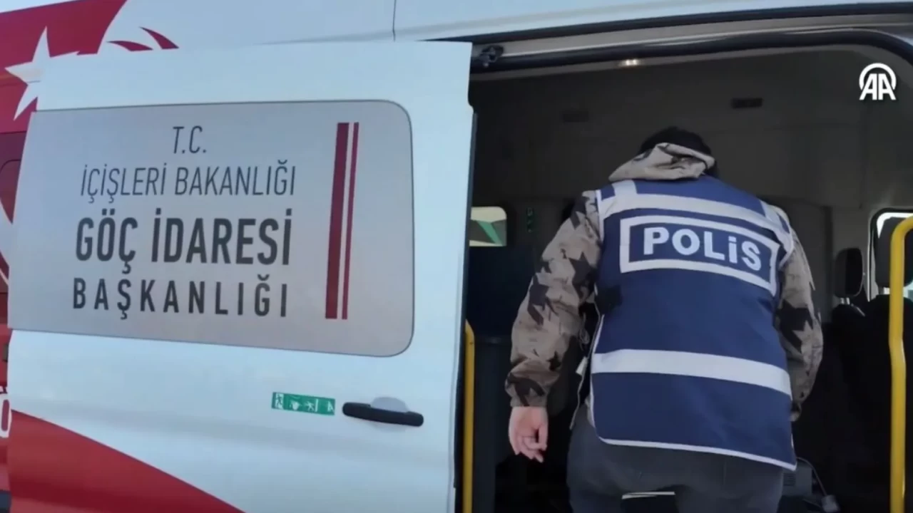 Göç İdaresi'nden Bayramda 81 İlde Şok Denetim!