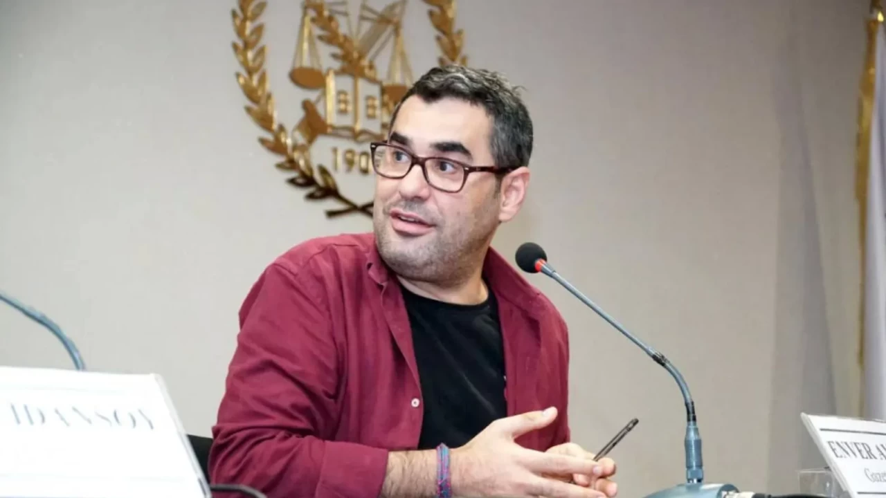 Gazeteci Enver Aysever hakkında karar verildi