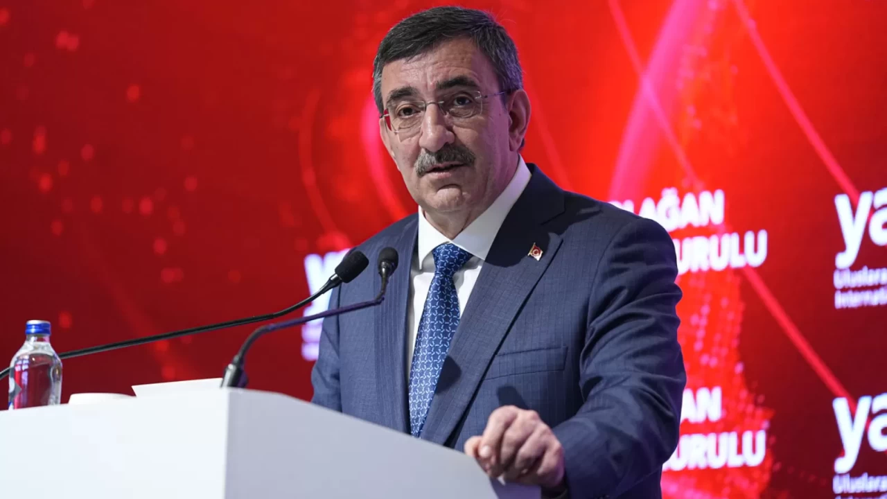 Cumhurbaşkanı Yardımcısı Yılmaz: 'Savaş küresel ekonomiye zarar veriyor'
