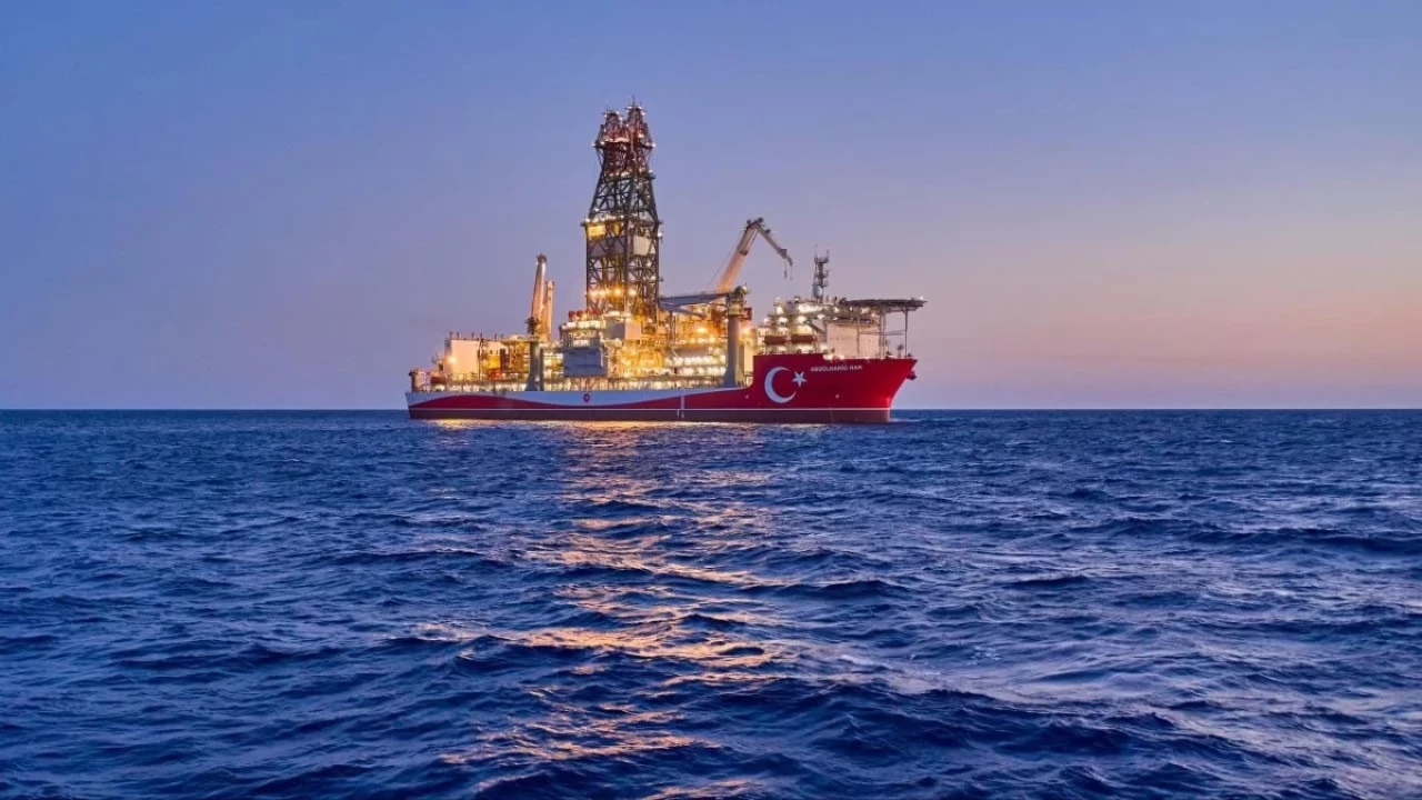 Yerli ve milli gaz çalışmaları başladı: Abdülhamid Han Kandıra-2 için demir aldı