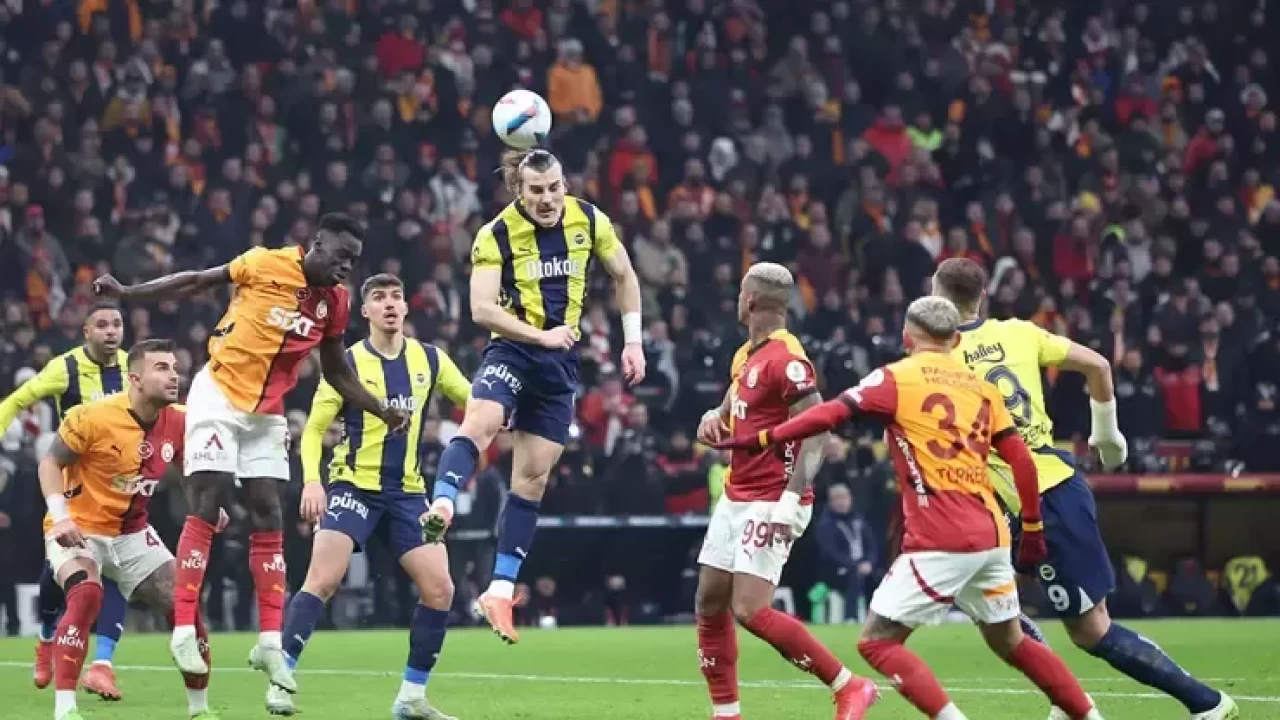 Galatasaray ve Fenerbahçe 26 Nisan'da RAMS Park'ta karşı karşıya geliyor! Çeyrek final eşleşmeleri de belirlendi!