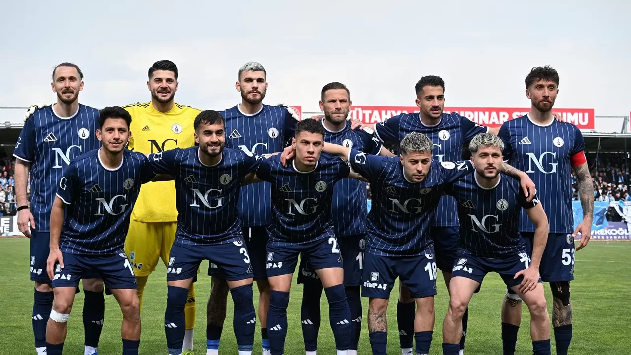 Kütahyaspor, 24 yıl sonra 2. Lig'e yükseldi!