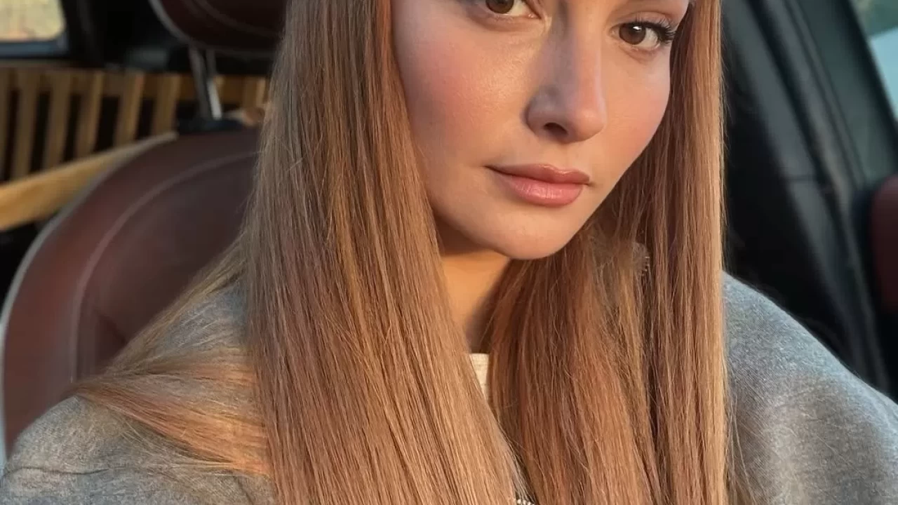 Çirkin dizisi Lale kimdir? Başak Gümülcinelioğlu kaç yaşında, eşi kim?