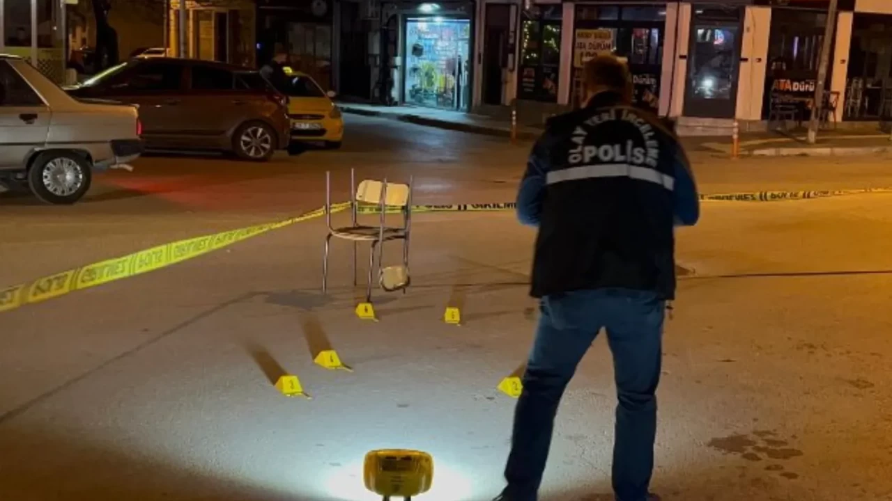 Çorum'da cami önünde pusu! Kurşunların hedefi oldu