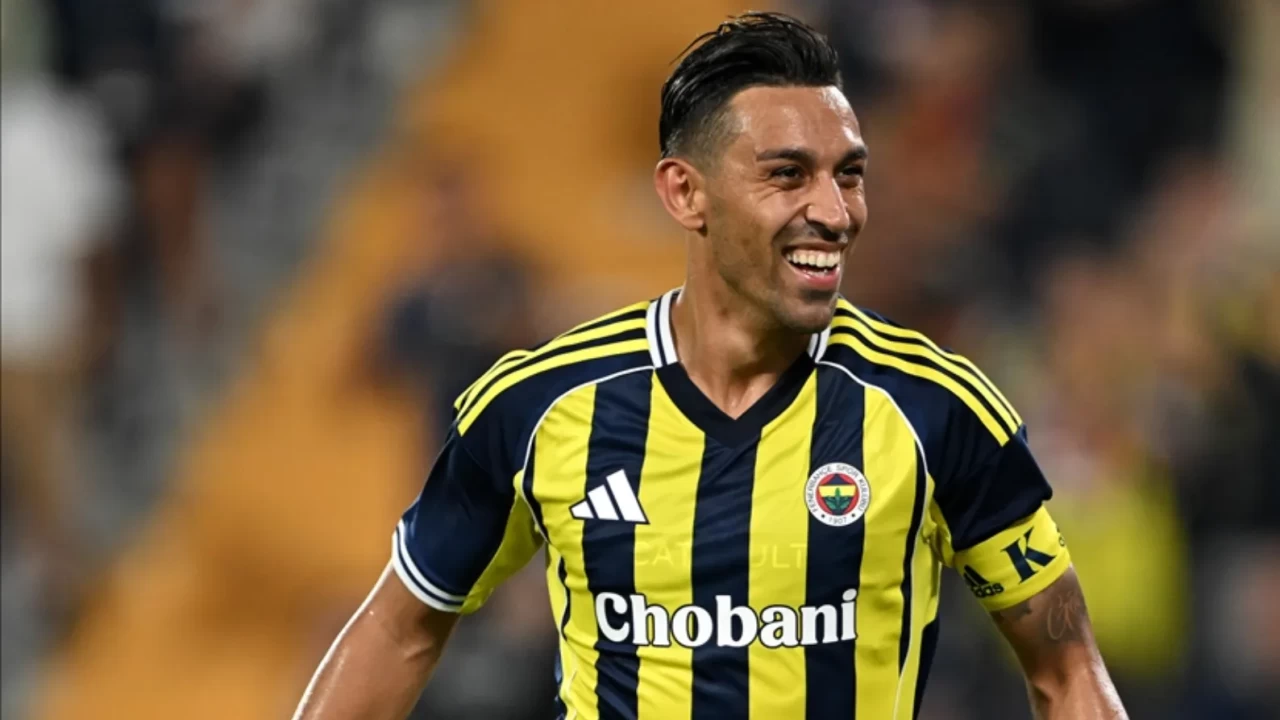 İrfan Can Kahveci’den Fenerbahçe açıklaması: Dönmek istiyorum