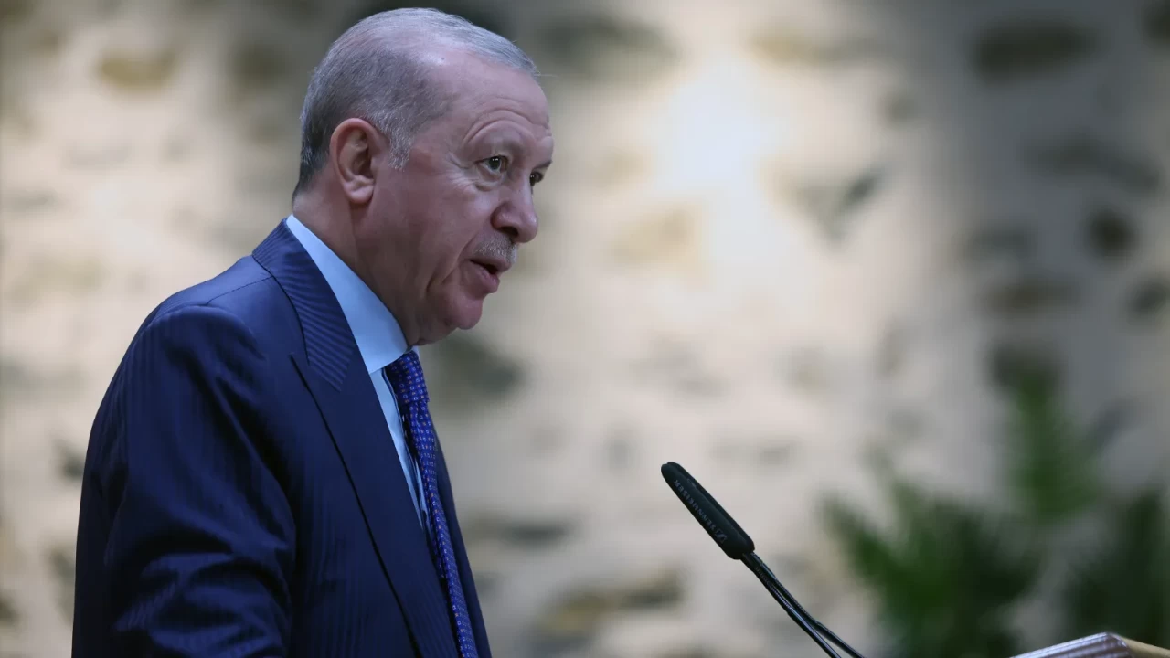 Cumhurbaşkanı Erdoğan: Kadınlar her alanda katma değer üretiyor, soykırım şebekesi ise kadınları katlediyor!