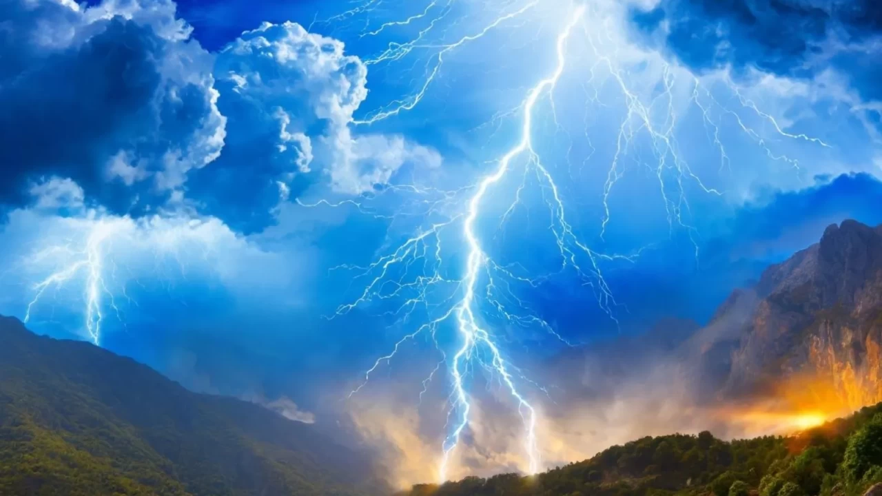 Sağanak, Fırtına ve Çığ Tehlikesi: 81 İlde Hava Durumu Karışıyor! İşte Bölge Bölge Son Tahminler