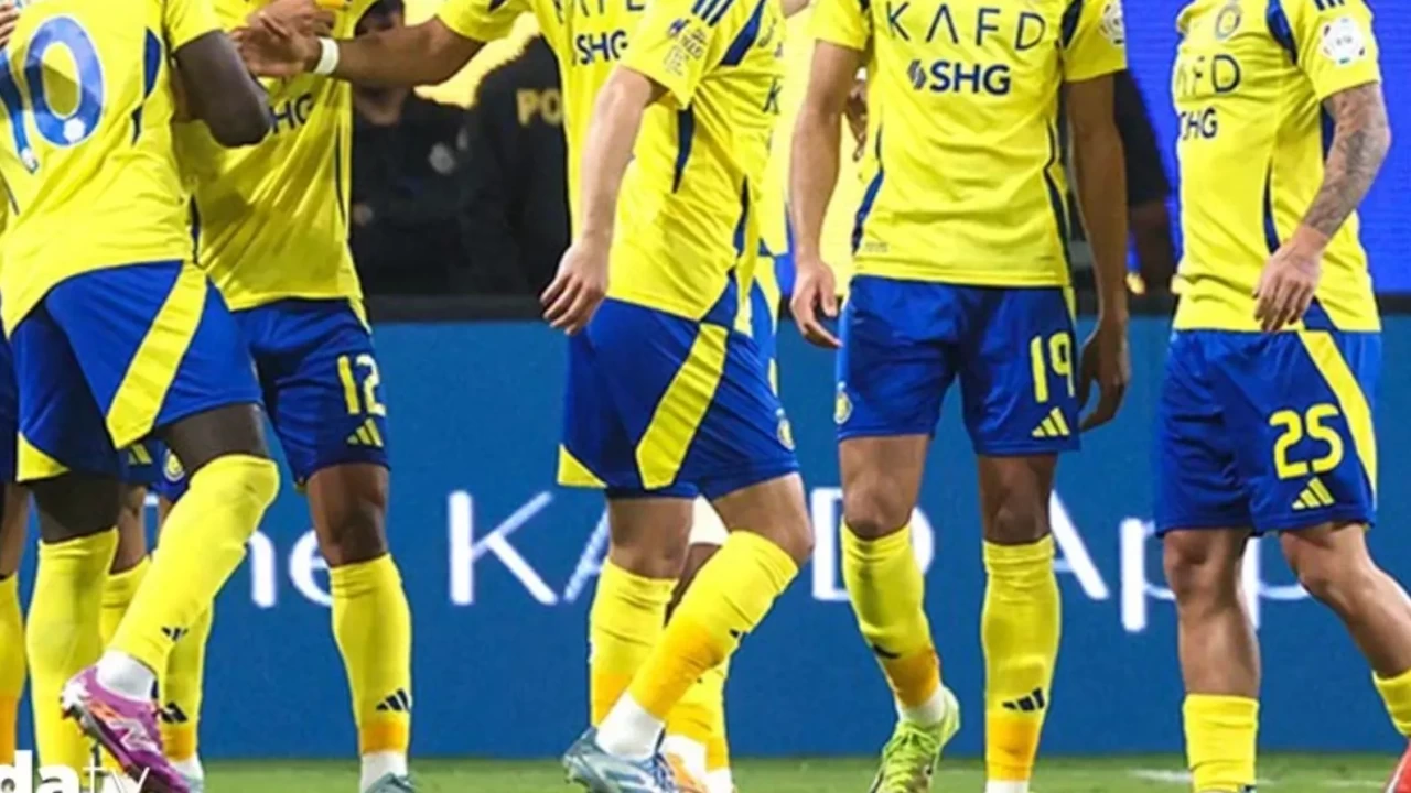 AL NASSR - AL AHLİ DERBİSİ BU AKŞAM! Ronaldo ve Merih Demiral karşı karşıya: Maç saat kaçta, hangi kanalda? TRT Spor şifresiz canlı izle