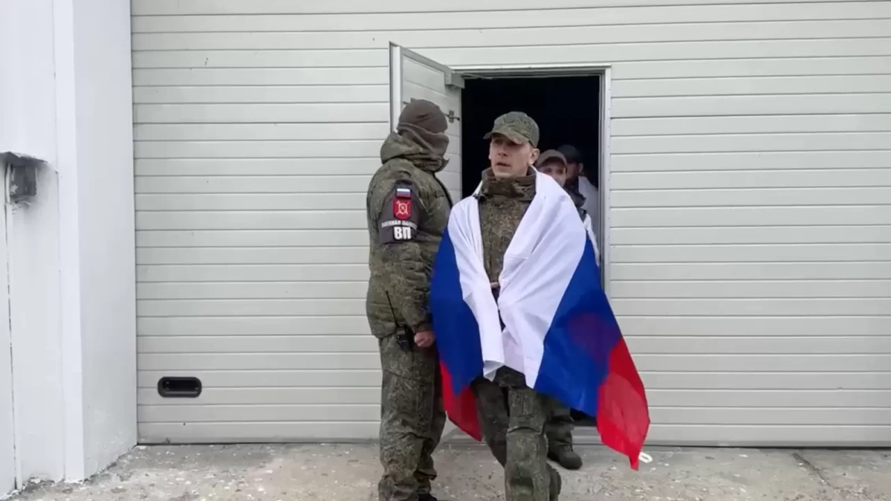 Rusya ve Ukrayna'dan Paskalya anlaşması: 175 esir askeri takas ettiler