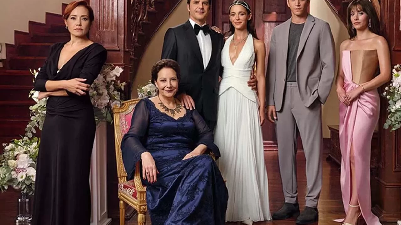 Herkes yeni sezon bekliyordu, o meşhur veda mesajı geldi! Kıskanmak için yolun sonu göründü