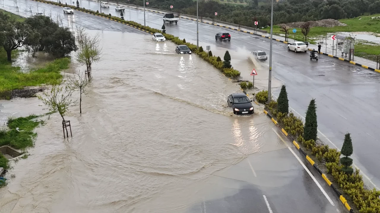 Hatay Antakya'da Okullar Tatil Edildi! | 10 Nisan 2026