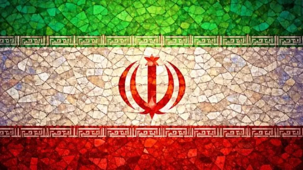 İran duyurdu! Hava sahasının bir bölümü uçuşlara açıldı