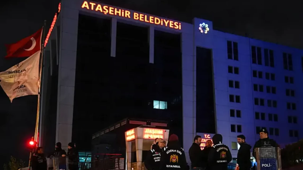 Onursal Adıgüzel neden tutuklandı? İşte Ataşehir Belediyesi'ndeki rüşvet ve ihale soruşturmasının detayları