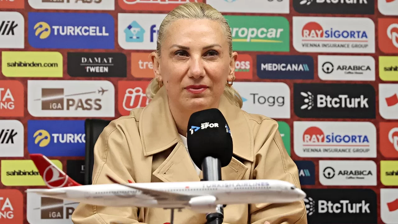 A Milli Kadın Futbol Takımı Teknik Direktörü Necla Güngör Kıragası, İsviçre maçı sonrası konuştu