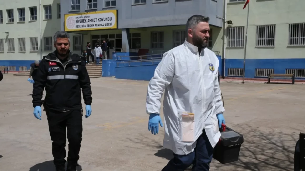 YARIN VE CUMA GÜNÜ OKULLAR TATİL Mİ? 16-17 Nisan İstanbul, Ankara, İzmir ve 81 ilde okul durumu! Valiliklerden son dakika 'Eğitime Ara' kararı geldi mi?