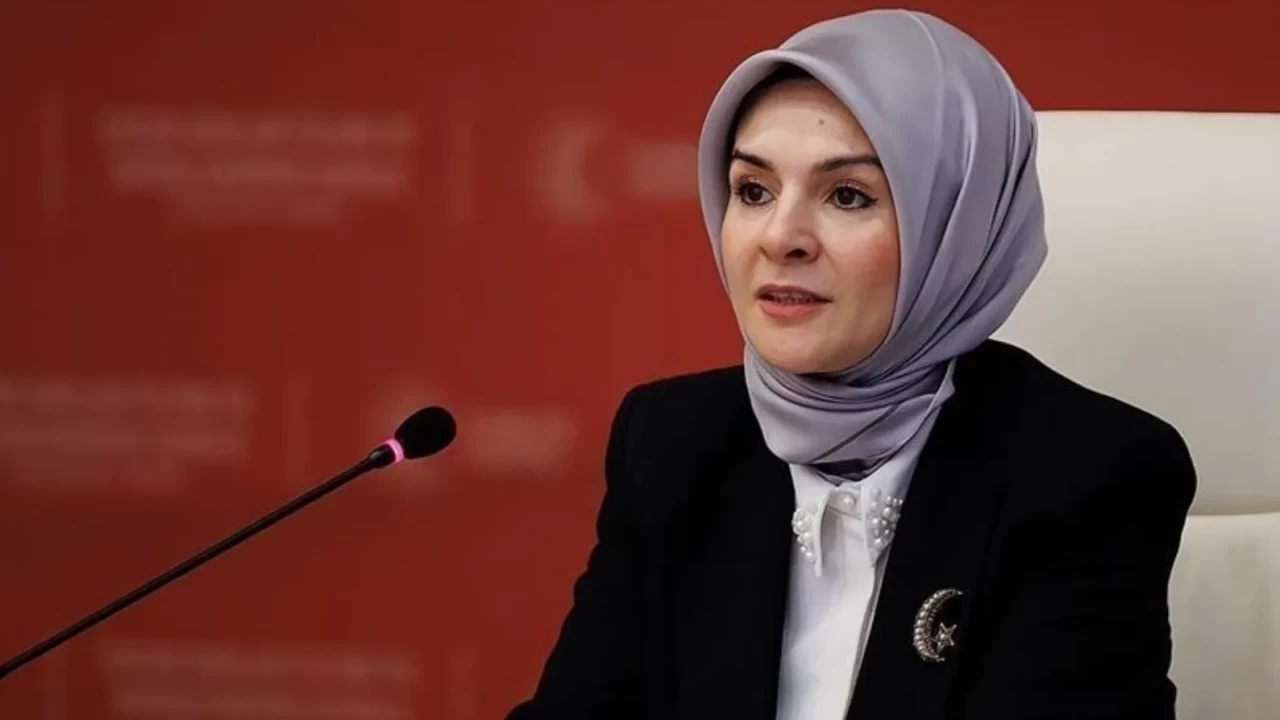 Bakan Göktaş’tan tarihi 'sosyal medya' hamlesi: 15 yaş altına koruma kalkanı geliyor!