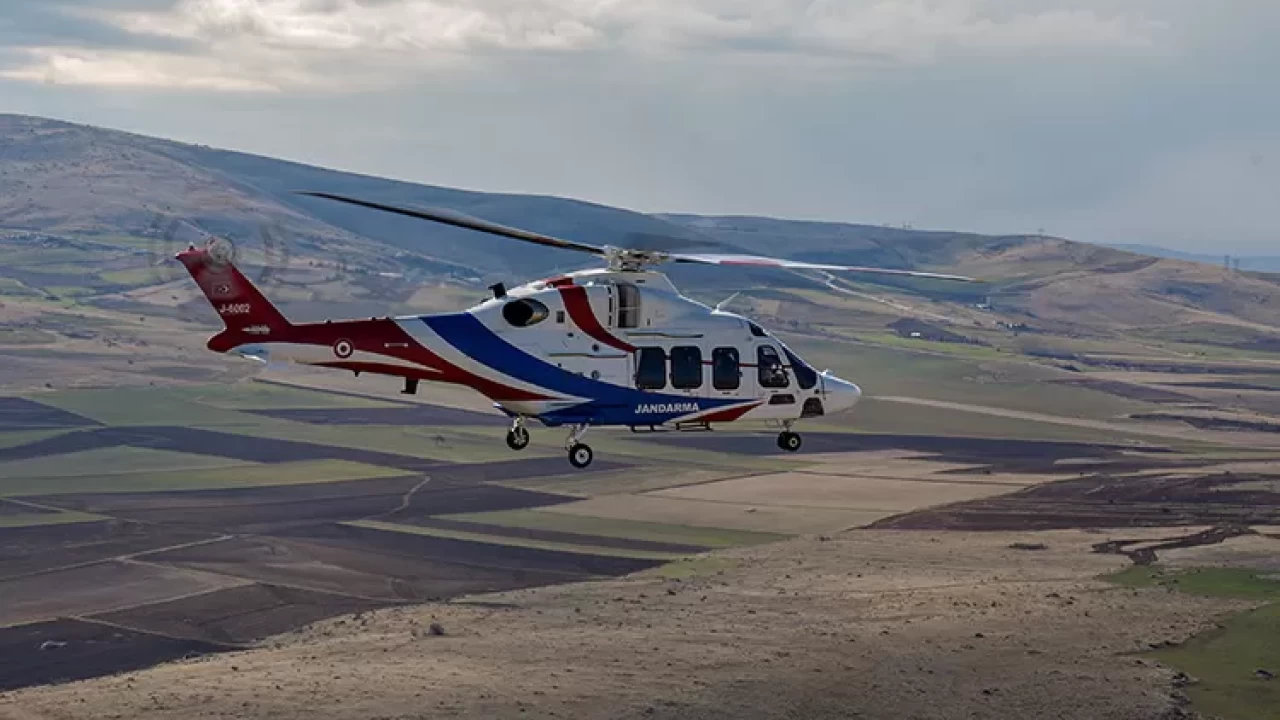 Jandarma komandoları, ilk kez GÖKBEY ile helikopter eğitimi gördü
