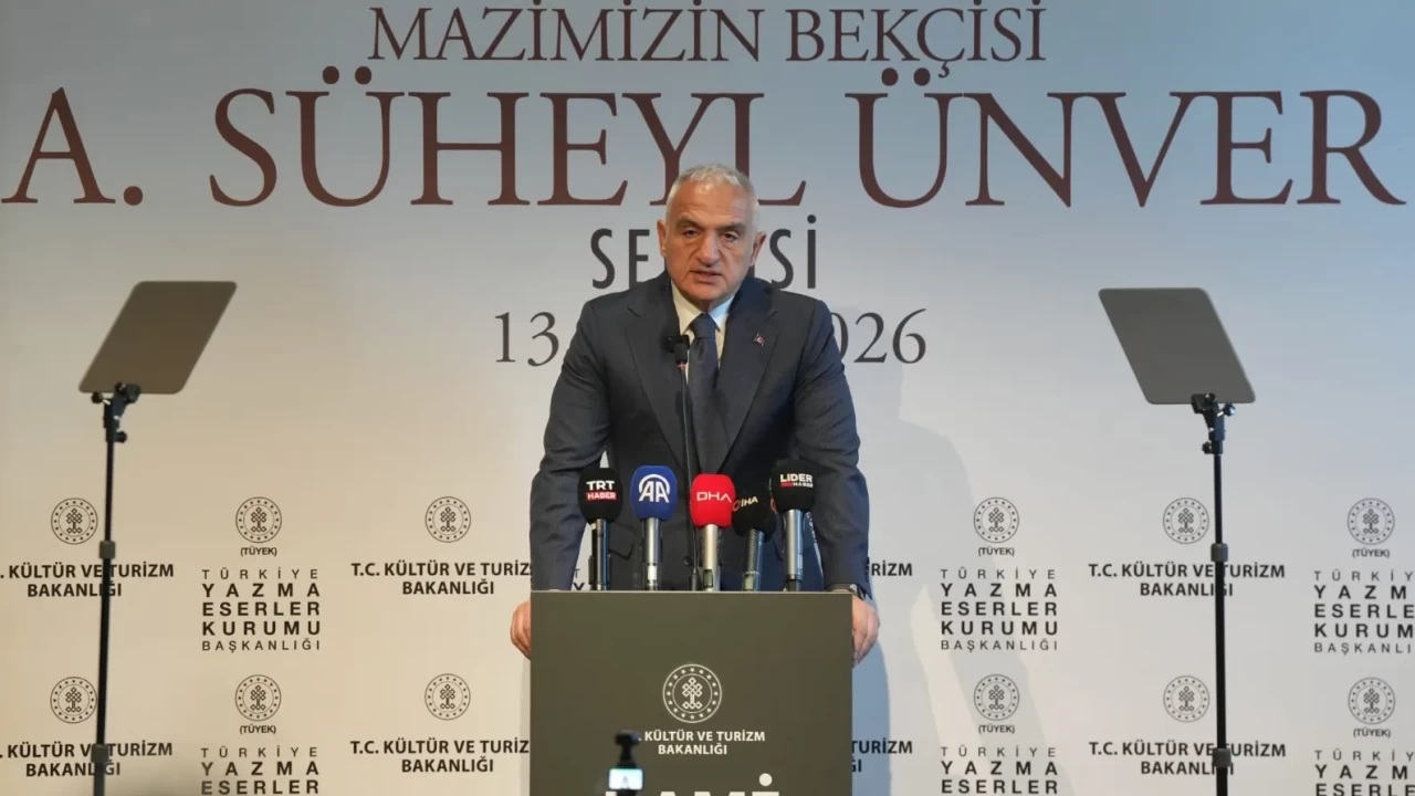 Bakan Ersoy’dan dijital devrim: 483 bin yazma eser artık bir tık uzağınızda!