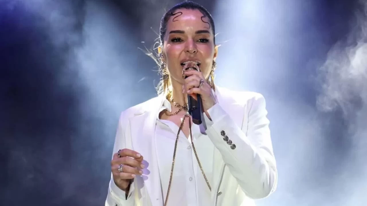 Ünlü şarkıcı Bengü'nün test sonucu çıktı!